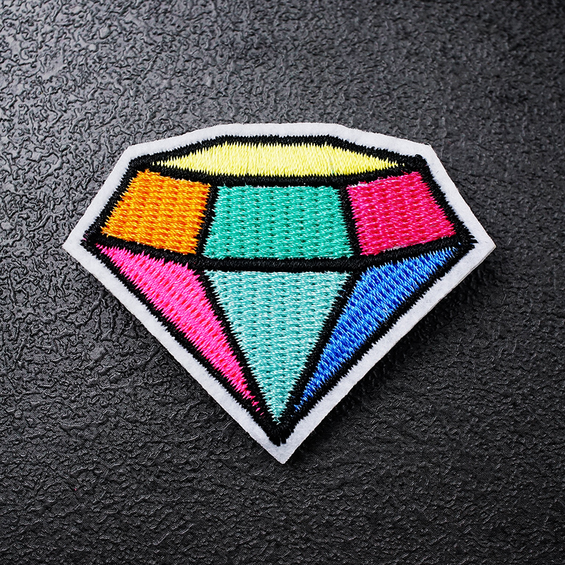 Diamanten Maat: 5.6X4.5Cm Patches Borduren Applique Strijken Naaien Levert Decoratieve Badges Voor Kleding Kleur