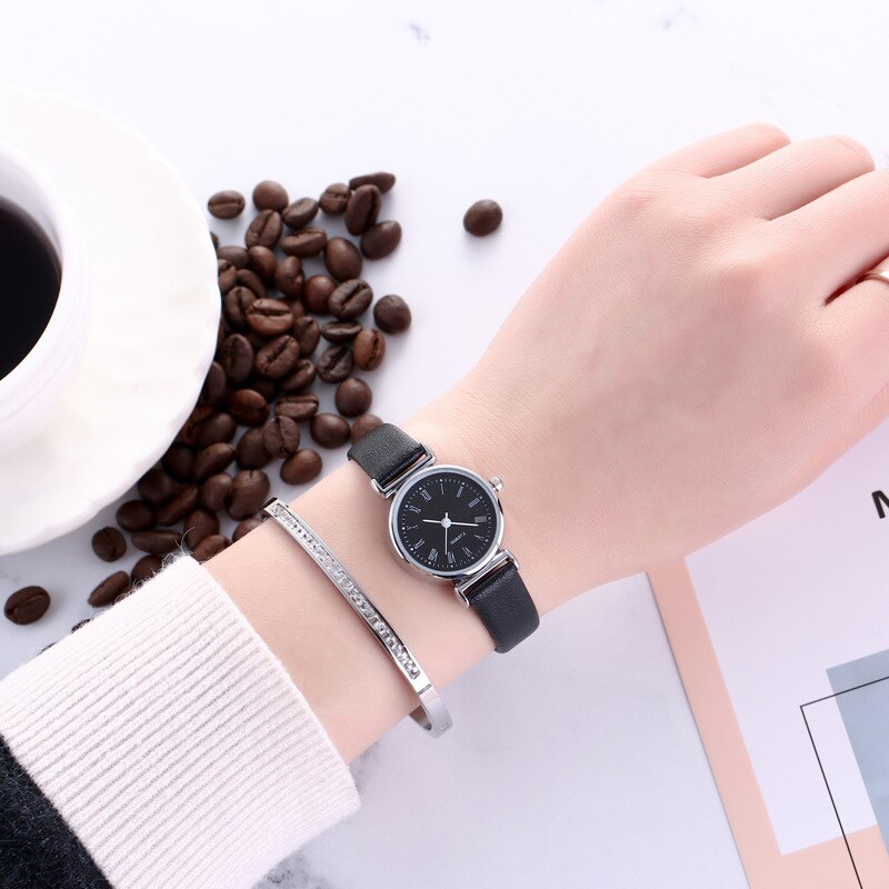 Exquisite Small Women Dress Watches Retro Leather Female Clock Top Brand Women's Mini Bracelet Wristwatches Clock