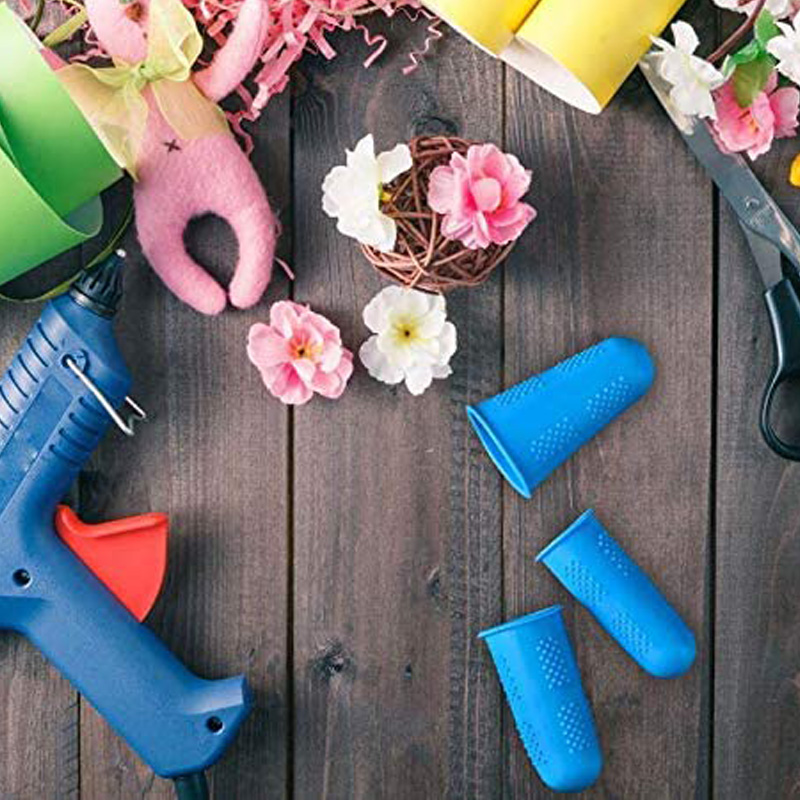 12 Stuks Vinger Babybedjes Siliconen Vinger Bescherming Covers Caps Vingertop Protectors Hittebestendige Vinger Mouwen 3 Maten