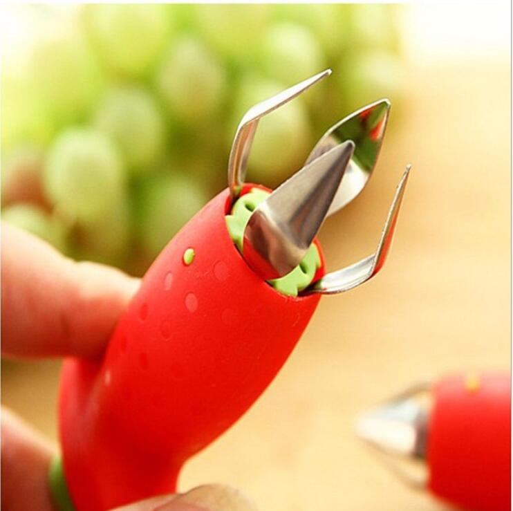 1 Pcs Aardbei Huller Metalen Tomaat Stengels Plastic Fruit Blad Mes Stem Remover Gadget Aardbei Hullers Keuken Tool