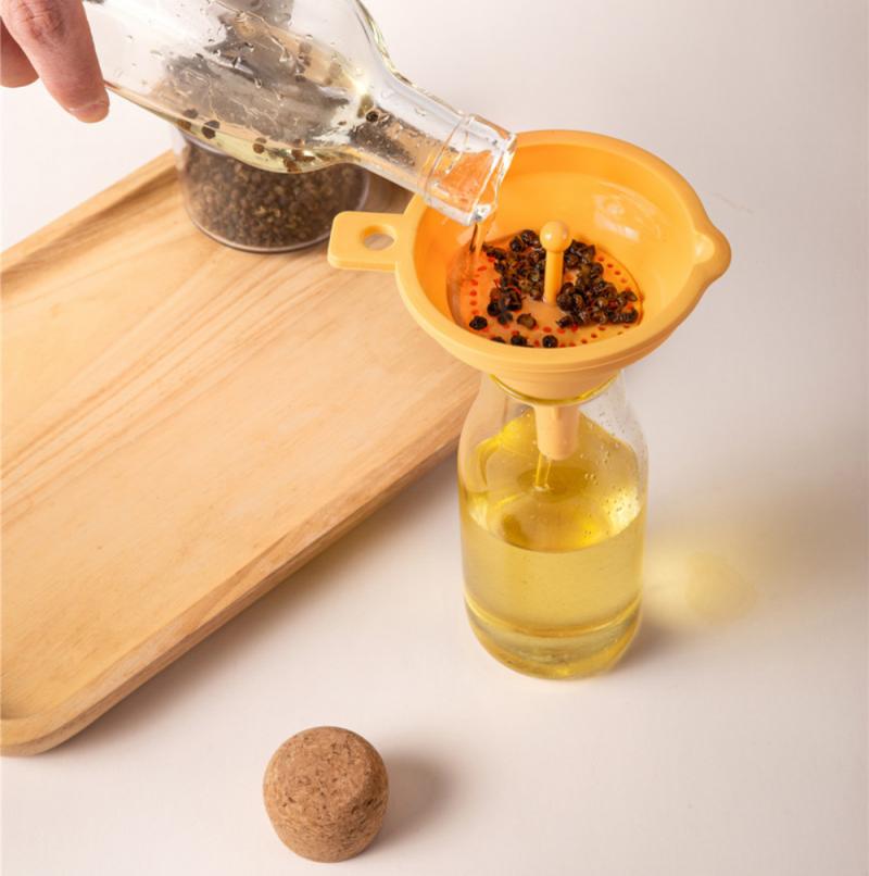 Funnel Silicone Folding Funnel Kitchen Household Multifunctional Mini Folding Oil Funnel Wine Funnel Trumpet