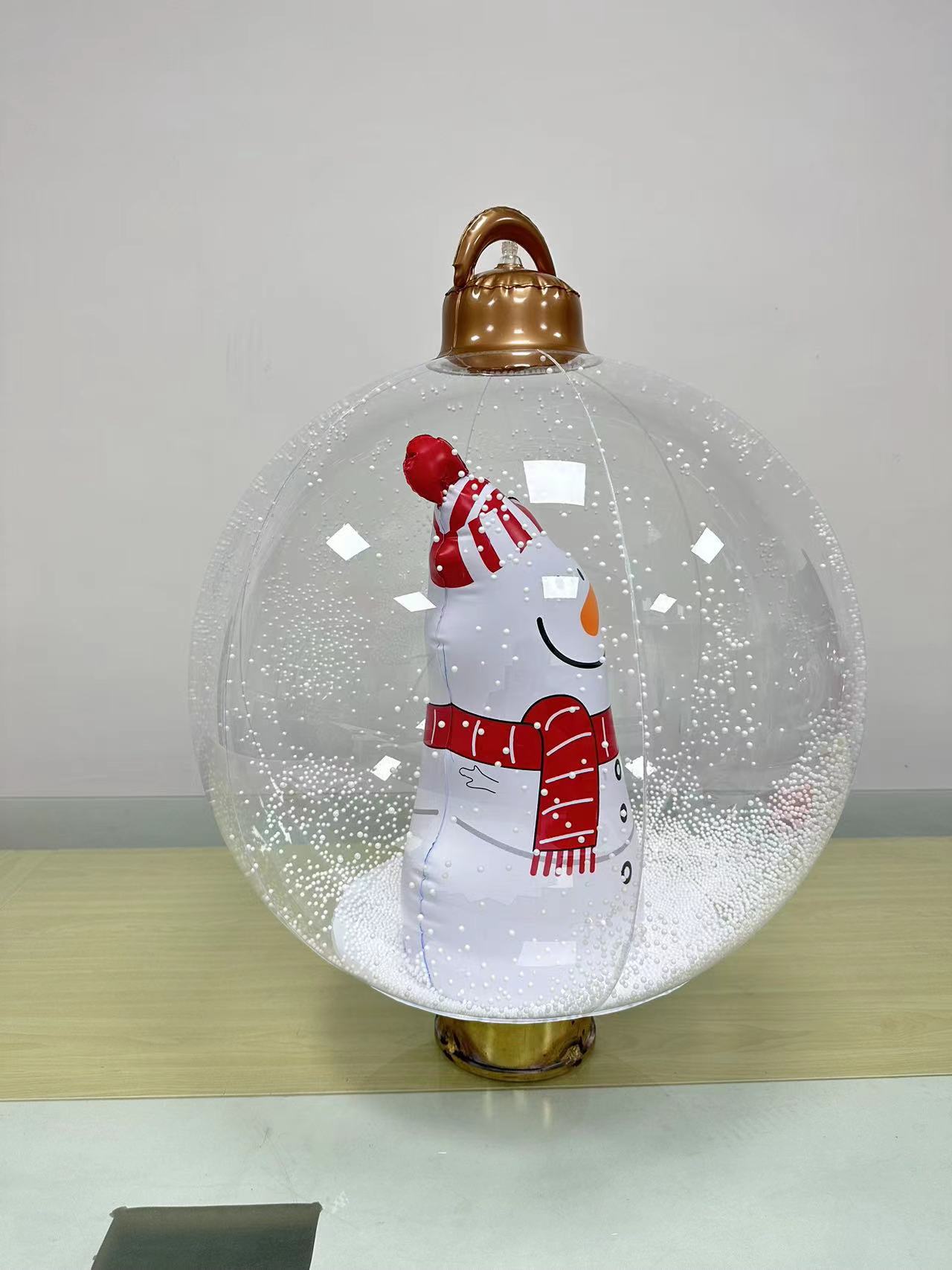 Udendørs oppustelig dekoreret julekugle 60cm pvc kæmpe store store kugler juletræspynt legetøjskugle uden lyspynt: Kaffe