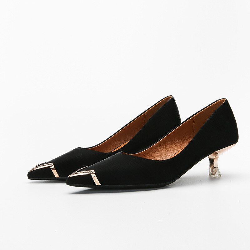 Escarpins à talons hauts pointus pour femmes, chaussures à la , décoration en V en métal, élégantes, collection printemps-été: Black / 8.5