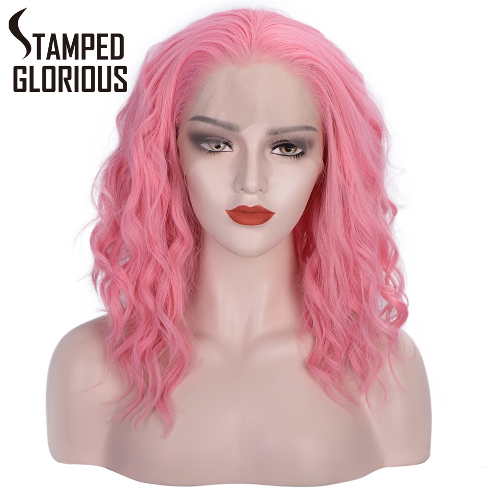 Stamped Glorious Black Lace Front Pruik Blond Kort Golvend Pruik Roze Synthetische Pruiken Voor Zwart/Wit Vrouwen Cosplay Gratis deel