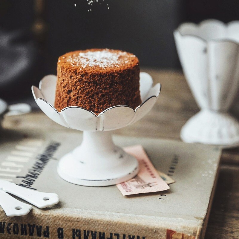 Cake Tools Small Cake Tray Candy Snack Fruit Plate Literary Wedding Cake Display Furnishing Frosted Iron Plate