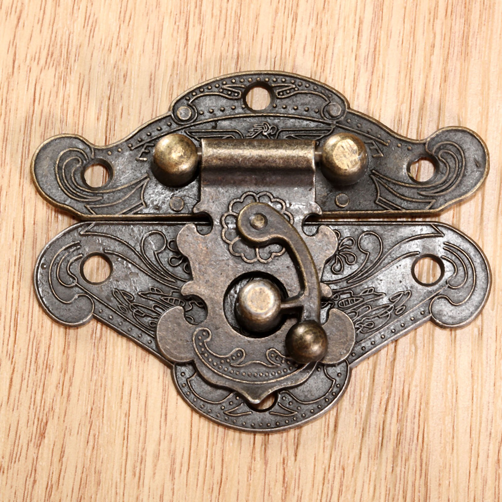 1Pc Antique Iron Antique Bronze Box Latch Hasp 38*29mm/48*37mm/65*52mm For Wine Box Box Wooden Box Decorative Hinges: 66 X54mm