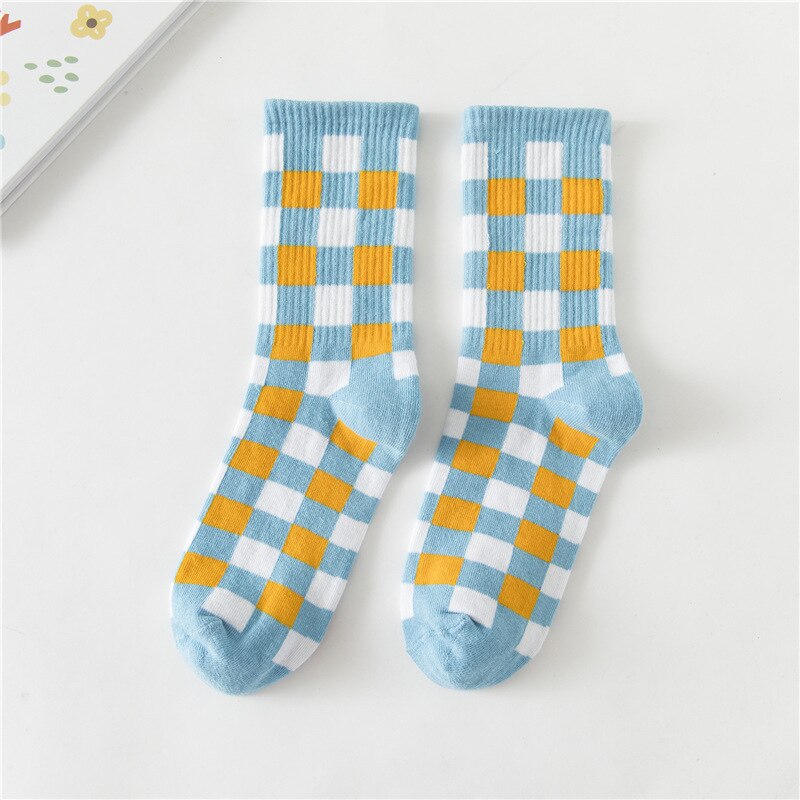 Japanse retro zwart witte koe in de buis persoonlijkheid all-match sportsokken ijs strepen casual trendy damessokken: 6
