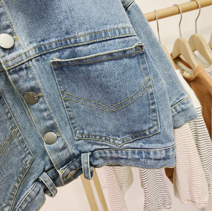 Corea Nuova Collezione Autunno Primavera Capretti Del bambino Dei Ragazzi Giacca di jeans di Modo Dei jeans Tasca Solido del Cappotto Dei Bambini del Cappotto del Ragazzo Dei Vestiti Dei Bambini Della Tuta Sportiva