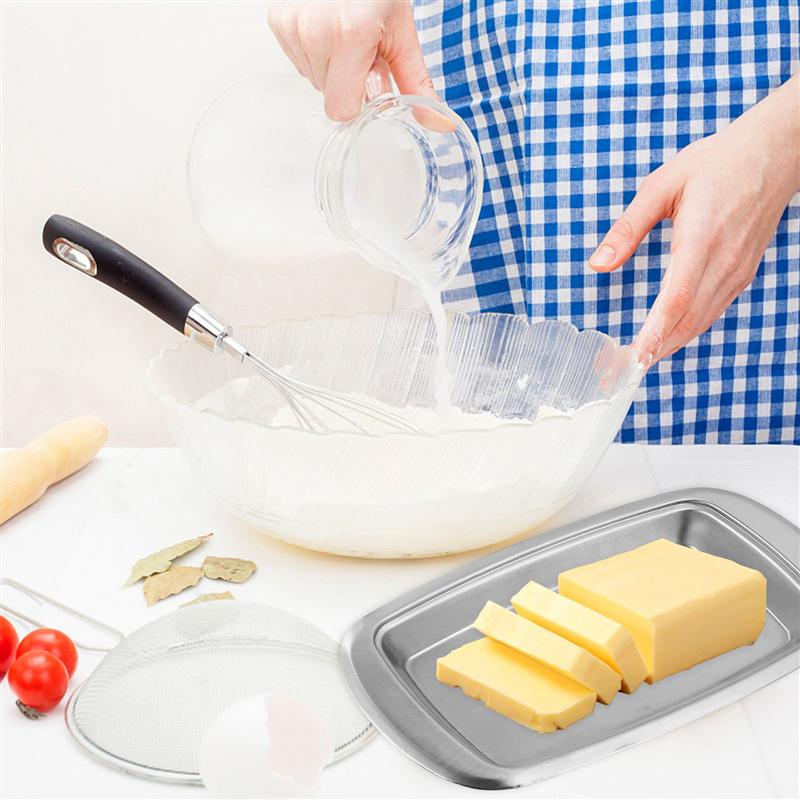 1 Pc Multipurpose Fresh Keeping Box Safe Butter Dish Storage Box Butter Plate With Lid (Silver)