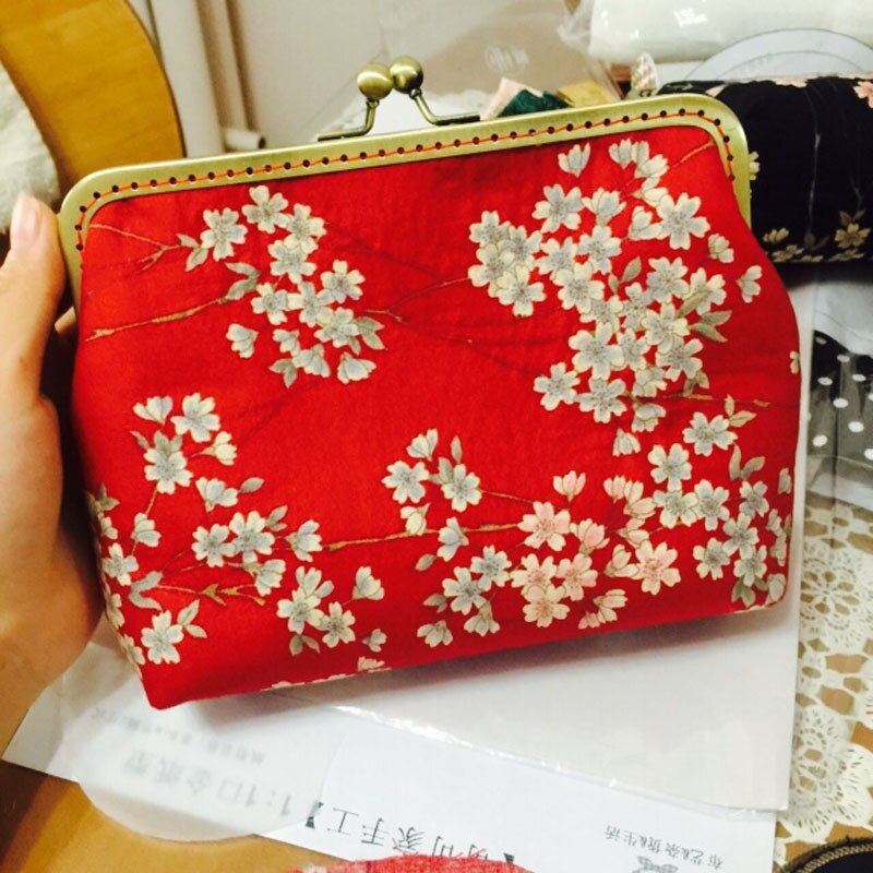 Tela de algodón tradicional con estampado de flores de cerezo Sakura Oriental, color negro y rojo, 50x135cm, para costura artesanal, pieza para bolsa de vestido