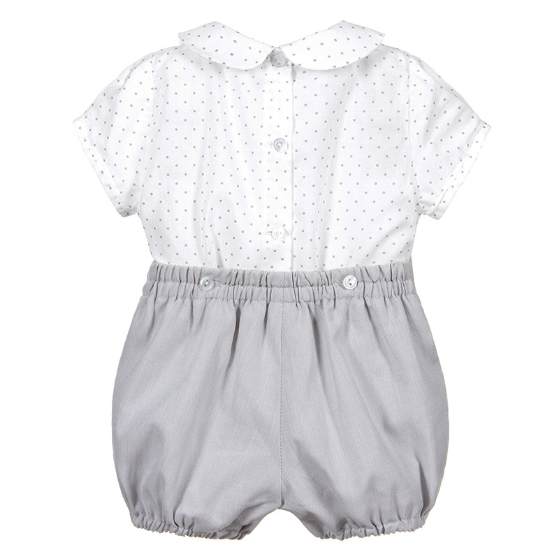 impostato di vestiti da ragazzo spagnolo camicie a maniche corte per bambini pantaloncini grigi abiti per feste di compleanno per bambini boutique per bambini abbigliamento spagna