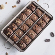 1PCS Non-stick Carbon Staal Brownie Bakken Pan Creatieve Chocolade Cakevorm Home Keuken Dikke Vierkante Rooster Mallen bakken Tool