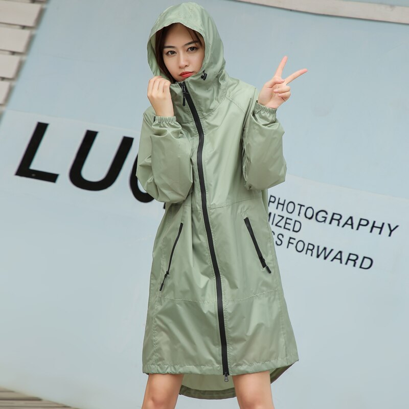 Lange Dünne Regenmantel Frauen Männer Wasserdichte kapuze Rucksack Regen Mantel Ponchos Jacken mantel Weibliche Chubasqueros Große Größe: light green / L
