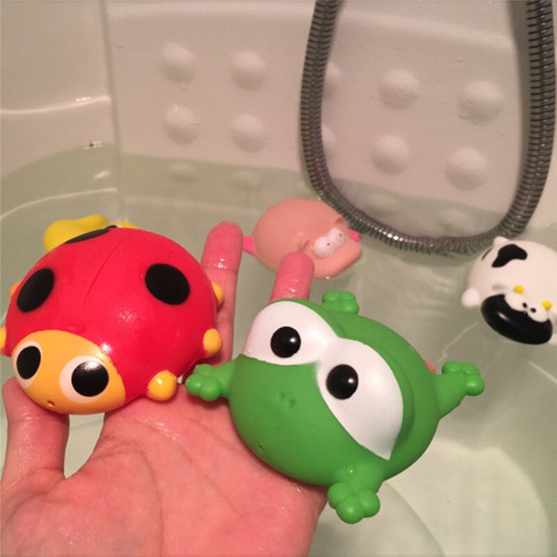 Bad Speelgoed Zwembad/Badkamer Baby Kids Water Spray Newbron Kleurrijke Dier Zachte Drijvende Rubber Speelgoed Jongens Meisjes Veilig materiaal