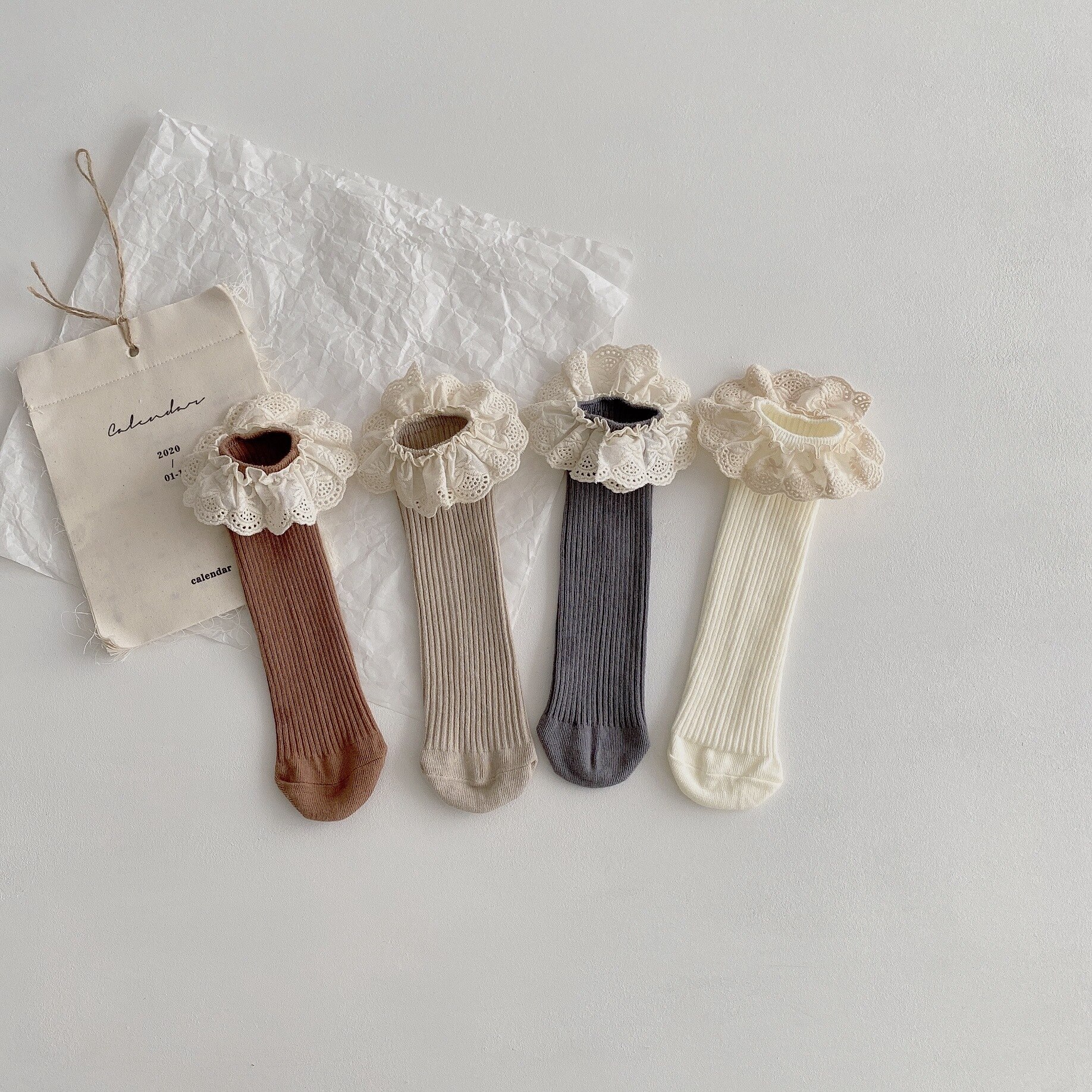 Babysocken für freundlicher, kleinkinder und mädchen, kniehoch, lang, weich, aus baumwolle, spitze, babysocken, mädchensocken, herbstkleidung, accessoires: 4 stück einstellen 2