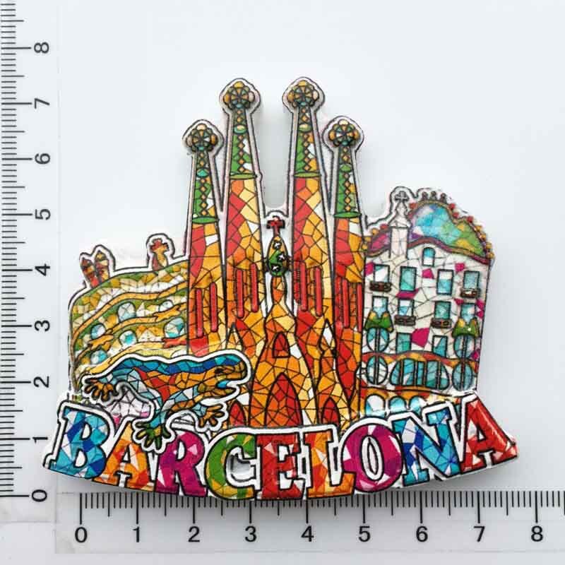 3d Resin Refrigerator Sticker Fridge Magnets Souvenir Spain Barcelona Tourist Souvenir Attractions Home Kitchen Decoration: C
