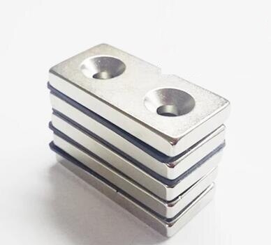 1Pc 40X20X5 Blok Verzonken Magneten 40X20X5 Mm Gat 5 Mm Zeldzame Aarde Neodymium N50 Twee gaten Magneet 40*20*5-5