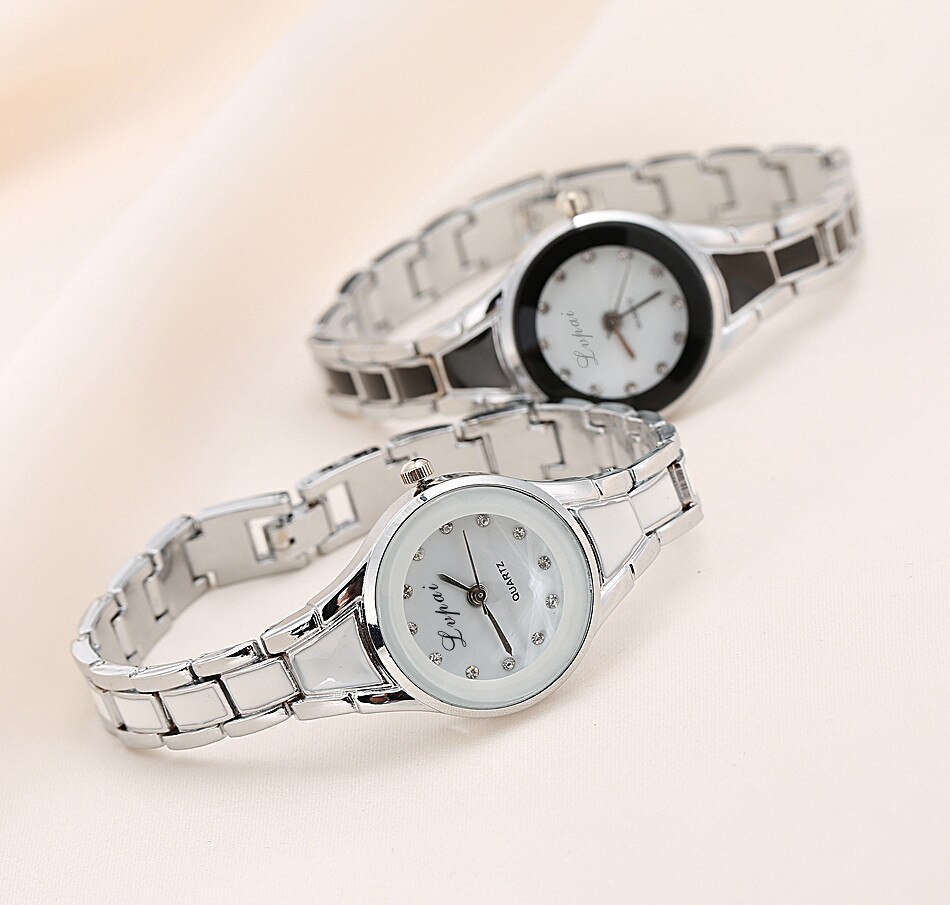Brand Goedkope Klok Luxe Gouden Zilveren Edelsteen Quartz Horloges Vrouwen Jurk Dames Casual Quartz Horloges