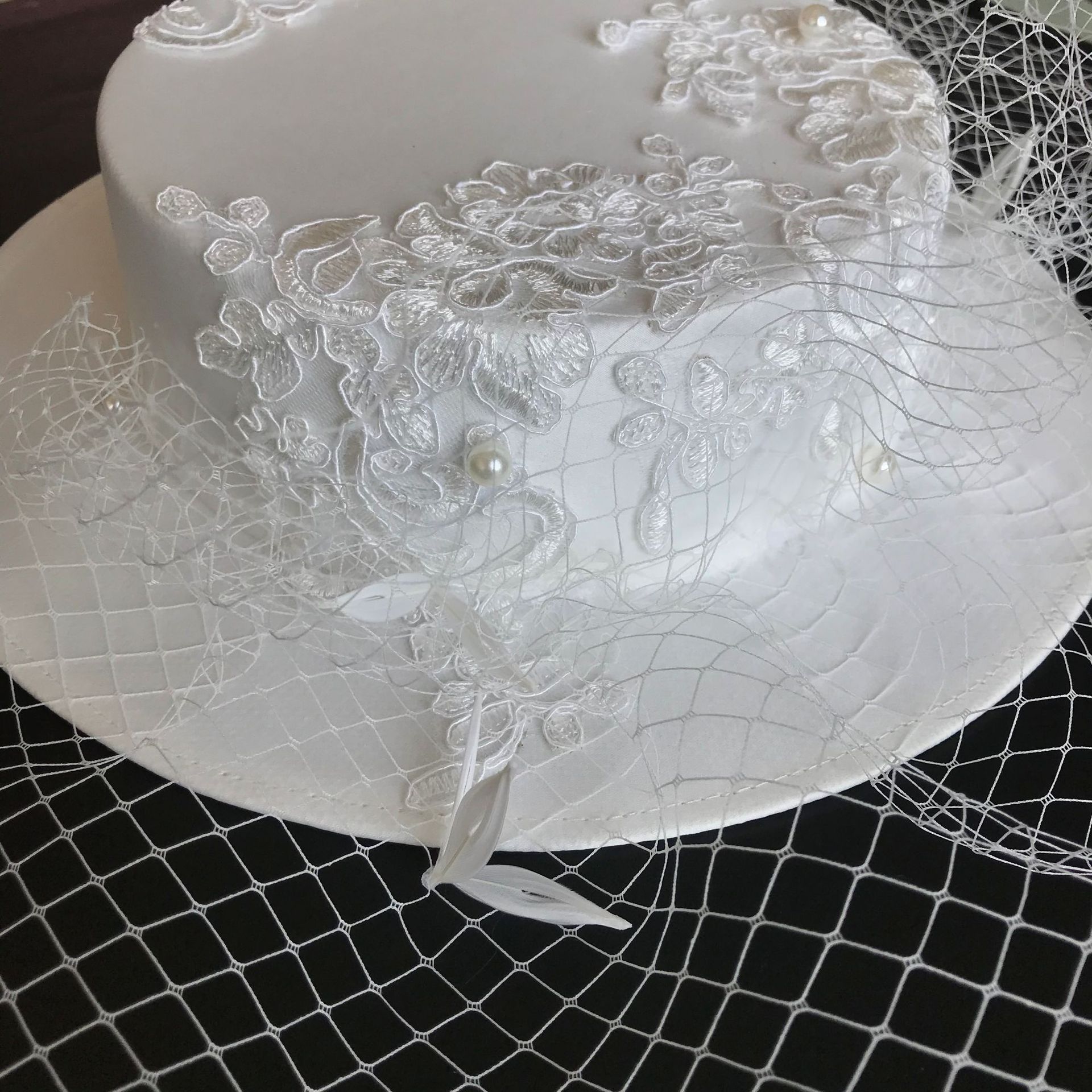 Chapeaux de mariage Vintage en dentelle pour femmes, en filet, accessoires de mariage blancs, pour mariées, fascinateur, Sinamay, gants en voile, cage à oiseaux