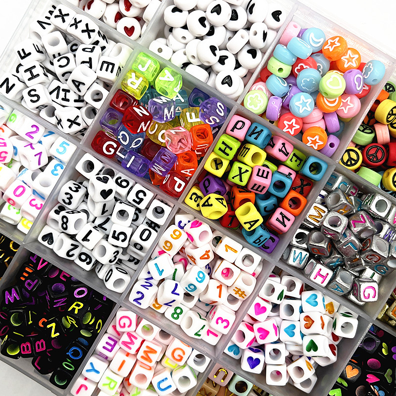 100 Uds 7x4mm 6x6mm cuentas de letras del alfabeto mezcladas cuentas para hacer joyería Diy accesorios de pulseras hechas a mano