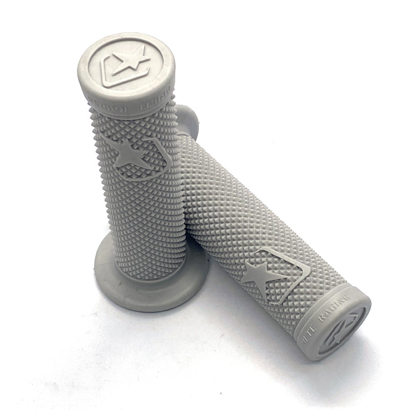 Maniglie di alta qualità Manubrio moto 7/8 '' 22MM Manopole moto universali in gomma Accessori per la modifica Design antiscivolo: Champagne