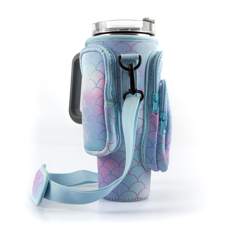 30oz 40oz Neopreen Waterfles Cover voor Stanley Quencher Cup Geïsoleerde antislip Anti-val Beschermhoes met riemzak: Chocolade