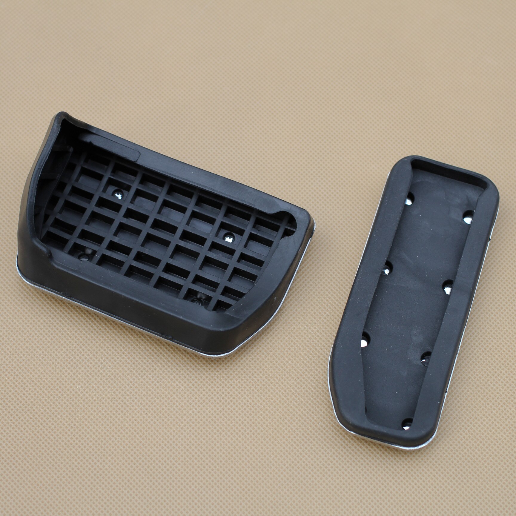 thumbnail image 2 of Stainless Steel & Rubber Foot Brake & Gas Pedal Pad Set For Land Rover Defender 90 110 & Range Rover Sport 2 of 5