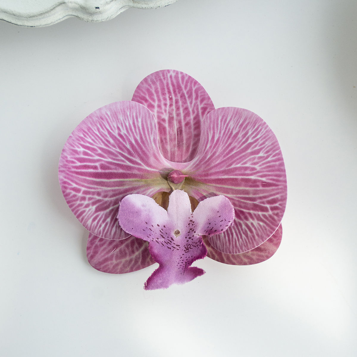 Flores artificiales de orquídeas y mariposas tailandesas, artículos más vendidos, accesorios nupciales para boda y Navidad, tocados y pinzas para el cabello, Diy