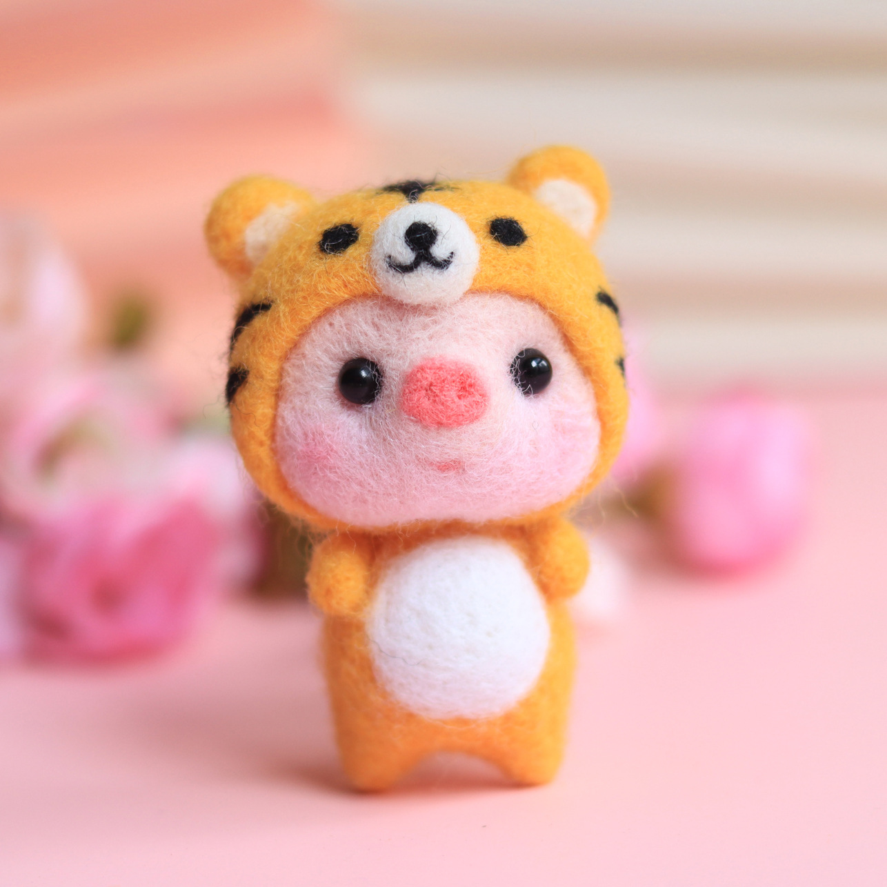 Jiwuo Wool Felt Animal Pig Neddle Felting Kit Material Package Felting Wool Handmade Wool Felt Doll Toy Craft Kits for Adults: 14