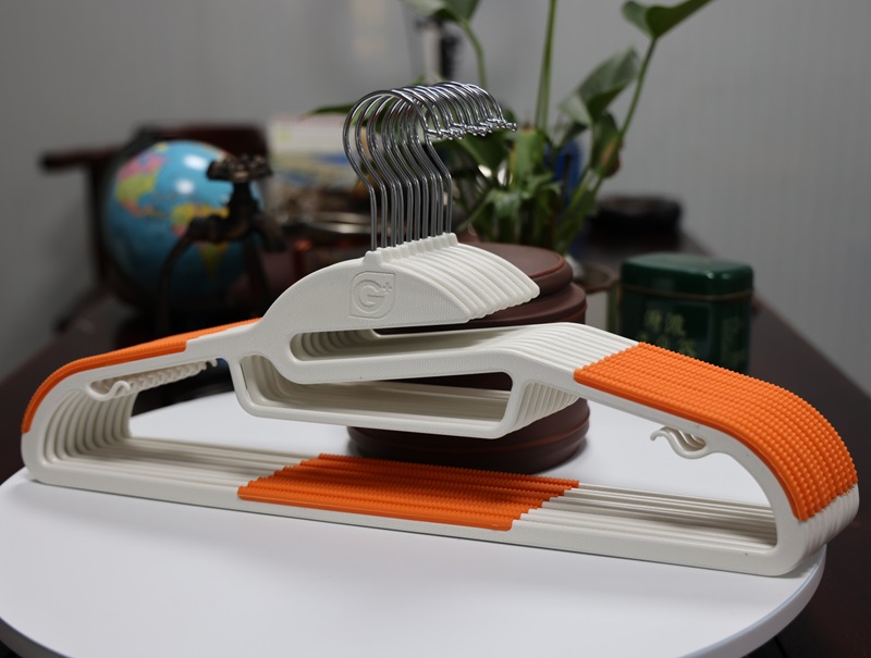 Cintre de vaccage pour Vêtements T1, Non Marquant, Durable, Multifonction, pour Gain de Place: vert clair