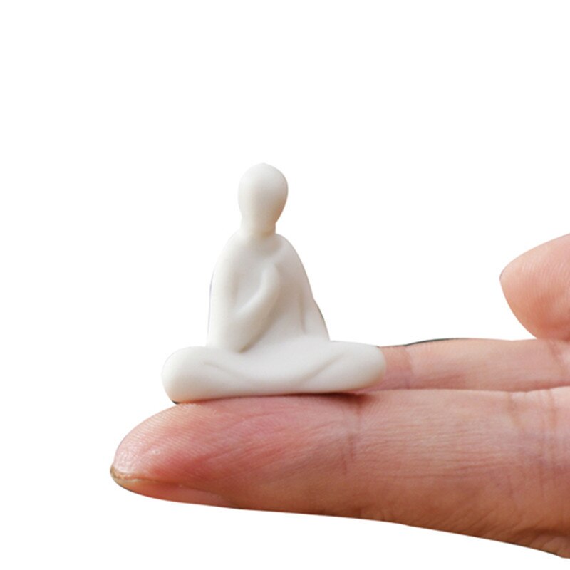 Chinesisch Weiß Porzellan Tee Haustier Mini Fingerspitze Buddha Mönch Statue Ornamente handgefertigt Keramik Kunsthandwerk Heimat Tee einstellen Dekoration