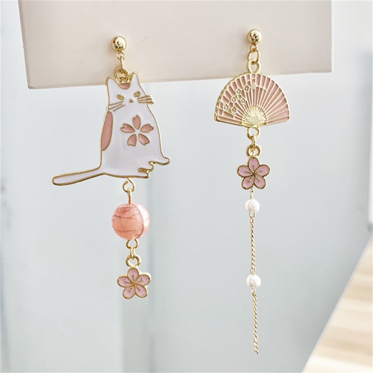 Pendientes plegables de estilo chino para mujer, aretes étnicos colgantes con forma de nube y pájaros, asimétricos, con forma de pez, gato, conejo, pájaro, Animal: Color oro puro
