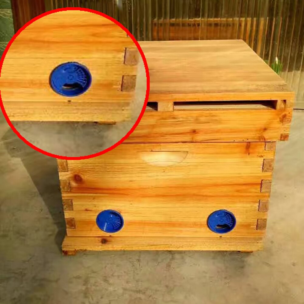 250PCS Honey Bee Ventilation Opening Round Beehive Box Entrance Gate Plastic Beekeeping Air Door Vent Tools Supplies