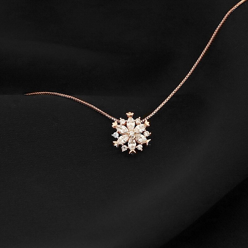 Snowflake Necklace for Women Sterling Clavicle Chain Ins Simple All-Match Niche Rose Girlfriends for Two