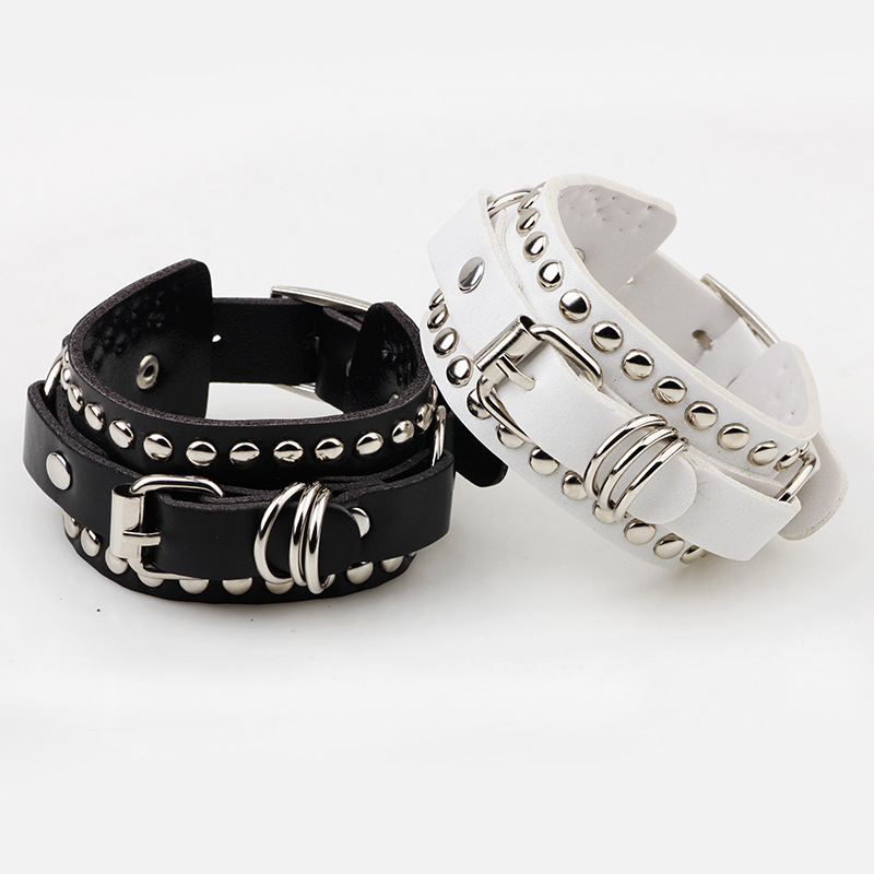 Bracciale in pelle nera Bracciale Polsino goto Gotico punk Bracciali Donna Uomo picchi rivetto perno braccialetto Cosplay musica rock Gioielli unisex