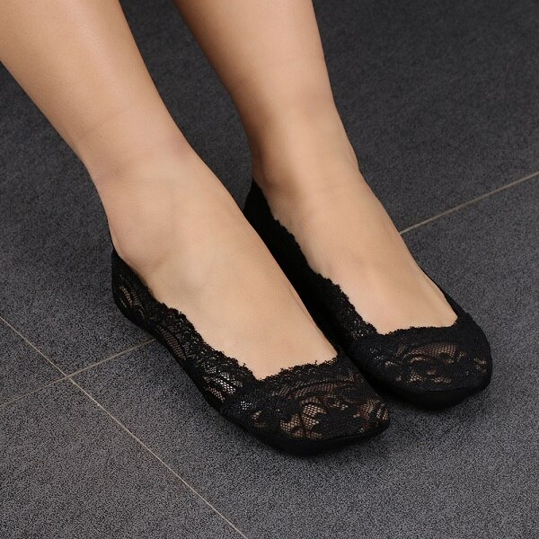 1 Pair Chic Woman Lady Girls Anti-shedding Cotton Lace Antiskid Invisible Liner No Show Peds Low Cut Socks: black
