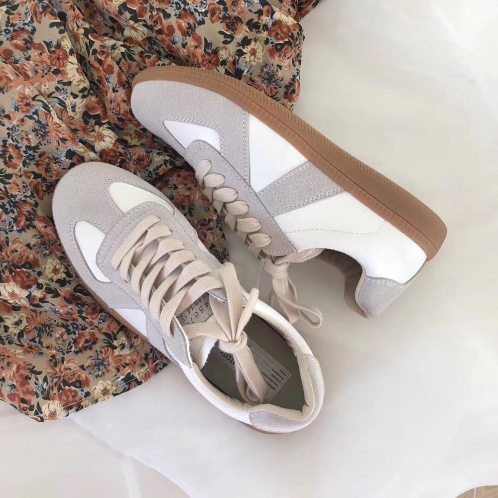 Casual white sneakers womens fashion