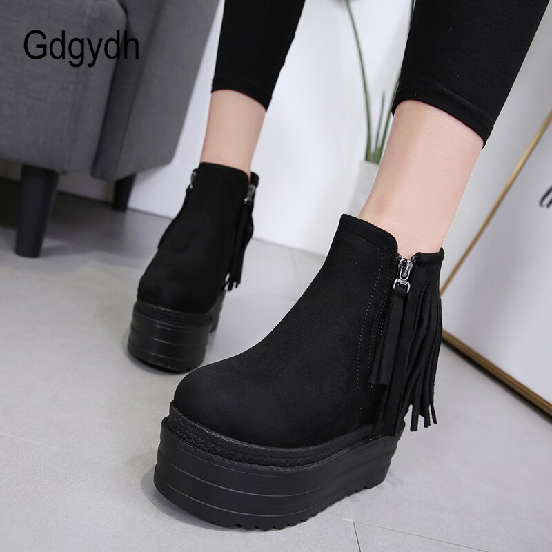 Gdgydh franje kwastje sleehak laarzen dames plateau schoenen voor herfst winter ronde neus enkellaarsjes dames zijrits zwart flock