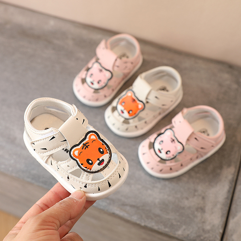 Sandalias para niños pequeños con dibujos animados, zapatos de playa antideslizantes, de cuero suave, para primeros pasos, para verano, SXJ037