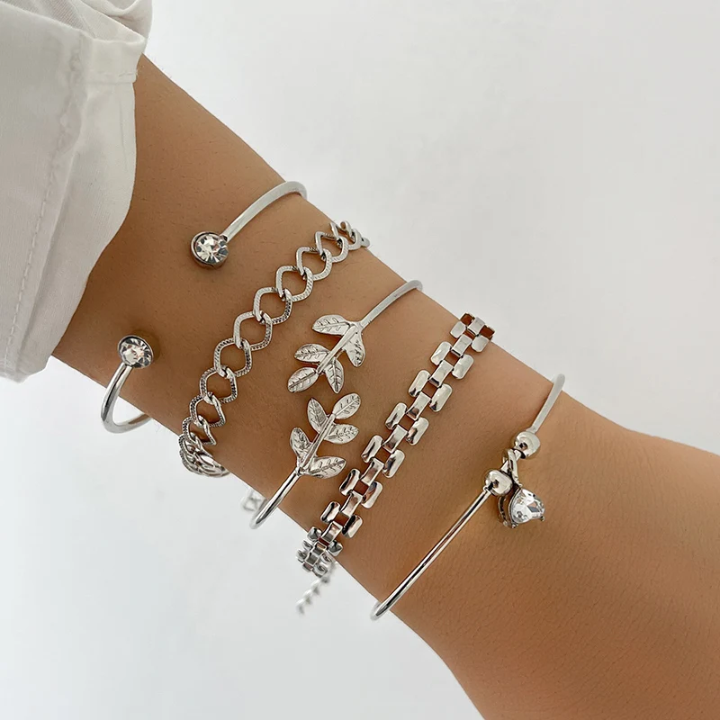 Boheemse Gouden Kleur Ketting Armband Set Voor Vrouwen Faux Parel Hoek Letter Charm Armband Vrouwelijke Mode Feest Sieraden: Donker Goud