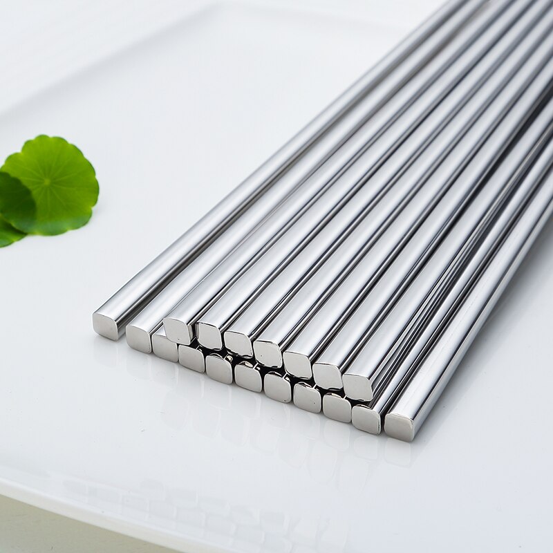 Palillos de acero inoxidable 304 para Sushi, palillos cuadrados chinos de Metal plateado, reutilizables, herramientas de cocina, 5 pares
