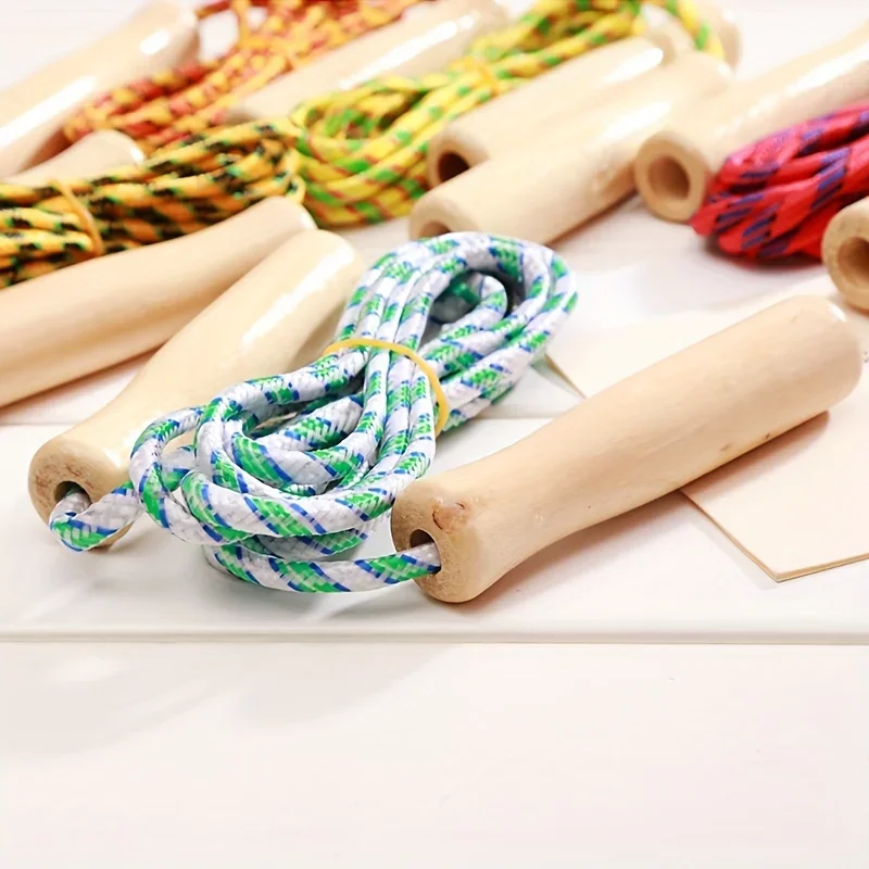 Cuerda para saltar ligera y ajustable con mango de madera, cuerda para entrenamiento físico y corporal para actividades y ejercicio al aire libre, adecuada