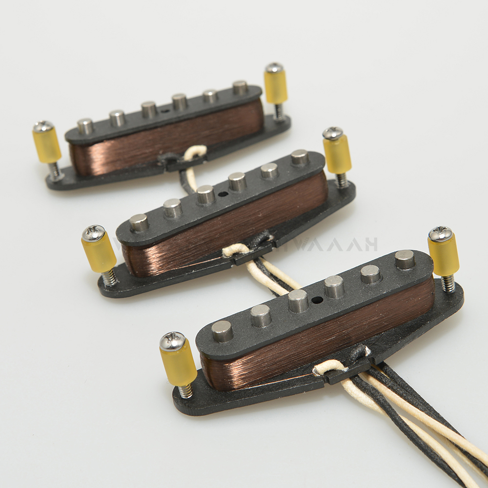 Gitaar Pickup Pad, 3 stks Standaard Ontwerp Elektrische Gitaar Single Coil Pickup Cover Goede Match Ruisonderdrukking Koper voor Vervanging(Goud