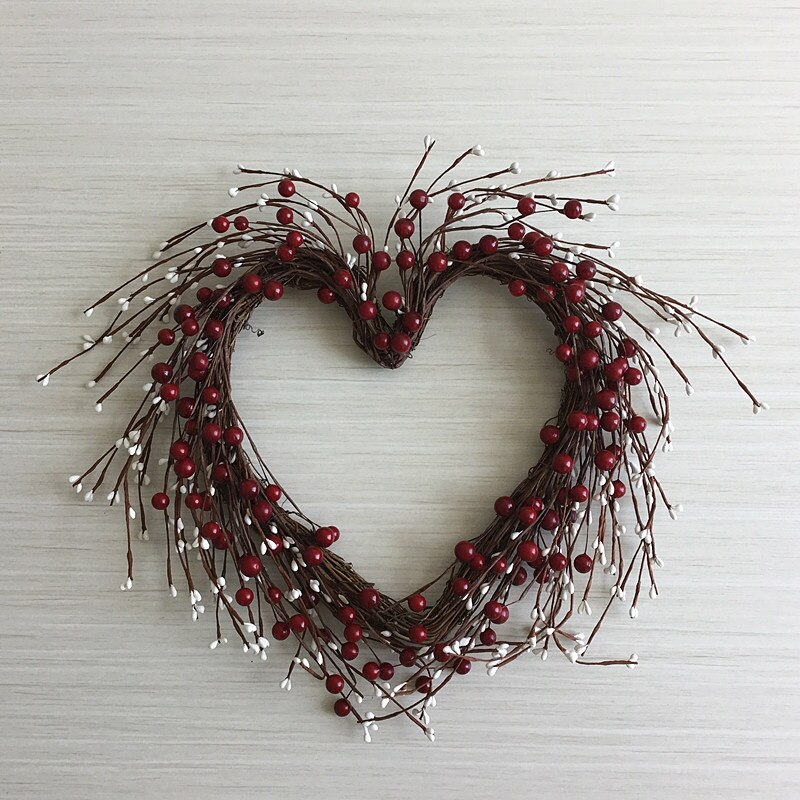 Heart-shaped Love Decorative Wreath Red Berry Door Wall Hanging Decorative Wreath Love Peach Garland