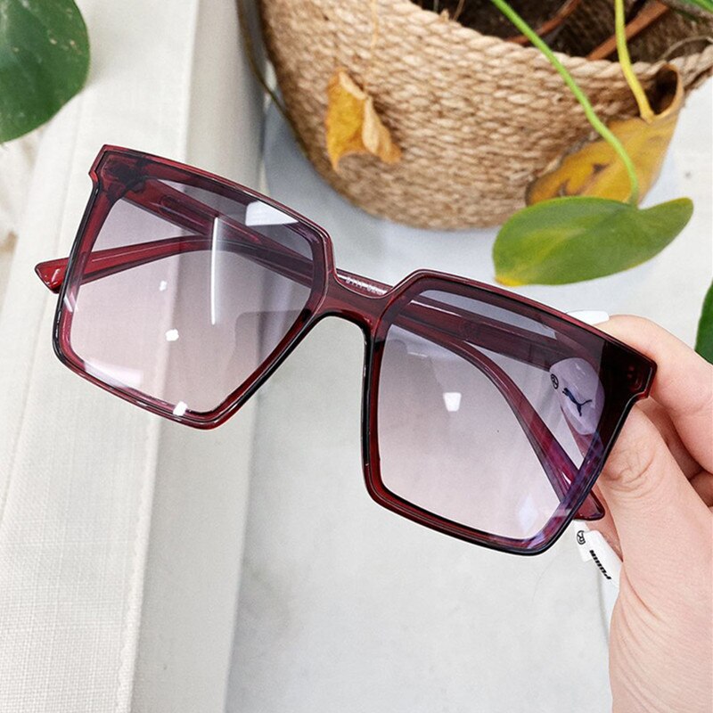 Pro Acme Kleine Vierkante Zonnebril voor Vrouwen Mannen 100% Echt Glas Lens Zeshoekige Frame, C2 | Zwart | Grijs, Medium