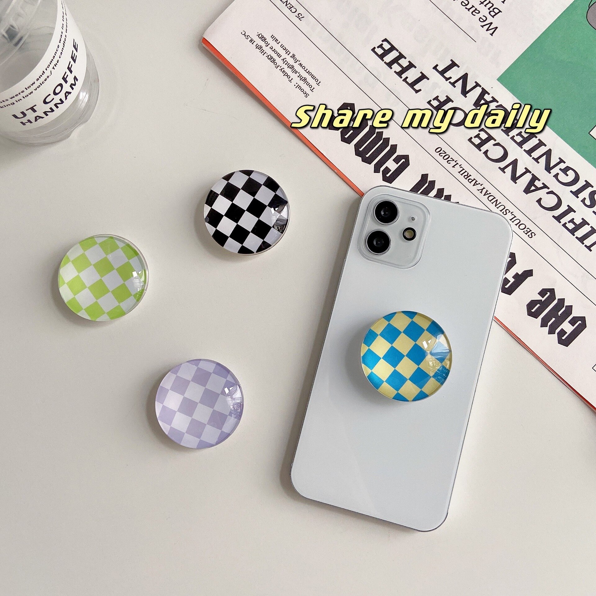 eins Korea Epoxid Ball Griff Tok Halterung Für praktisch fallen Schwarz und Weiß Schachbrett Erde Mond Bälle Griptok Ring Halfter