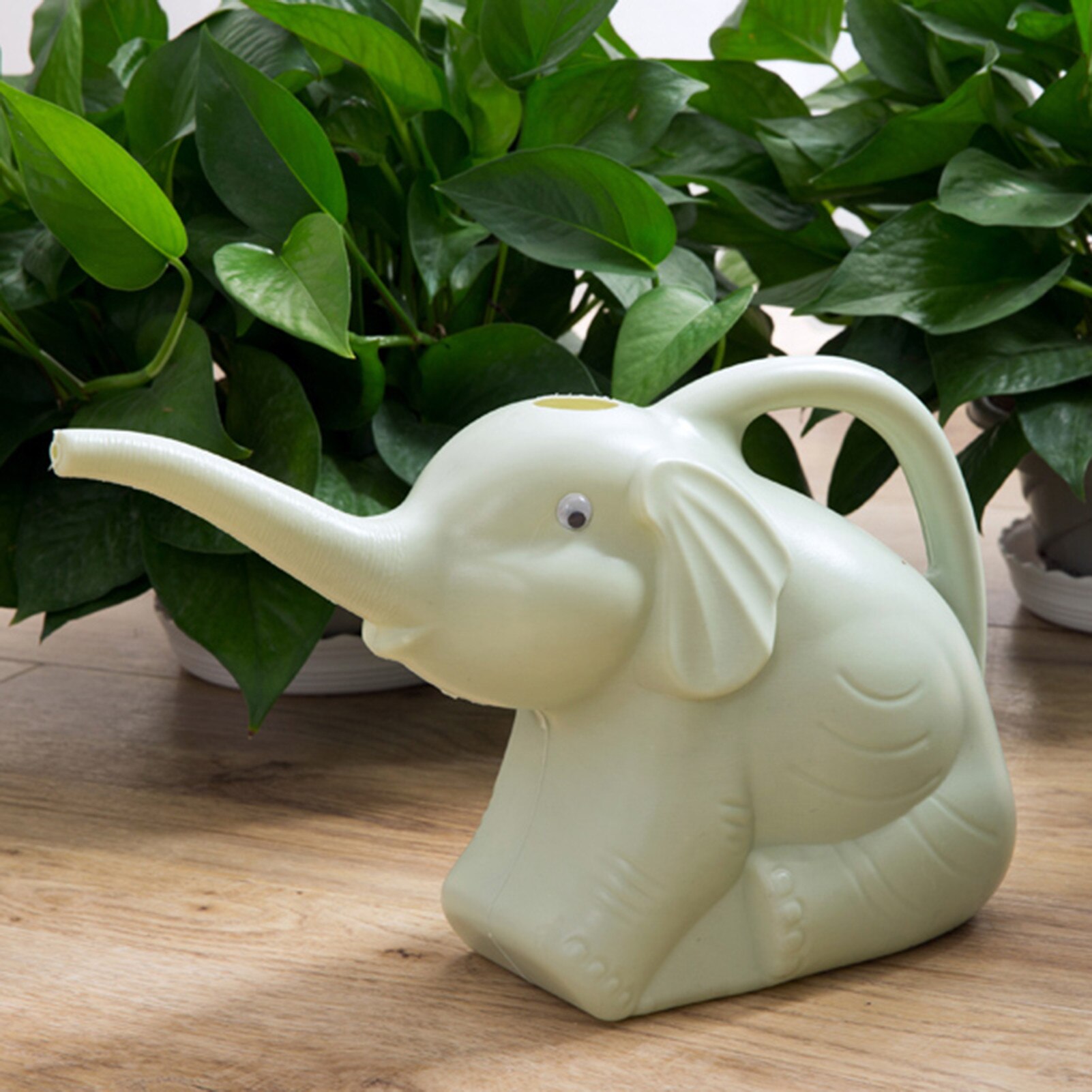 Cartoon olifant lange sproeikop gieter spuitfles kinderen huishoudelijk handvat tuingereedschap