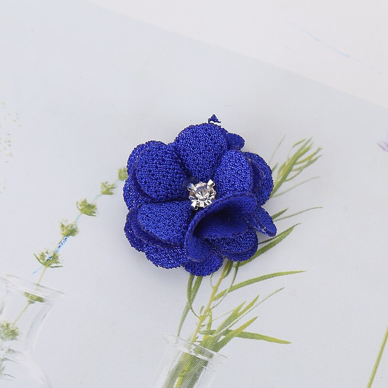 10 stks/partij Multi Kleuren Handgemaakte Kleine Stof Satijnen Bloemen met Rhinestone Applicaties Naaien Bruiloft Kleding Accessoires Bloemen: 4