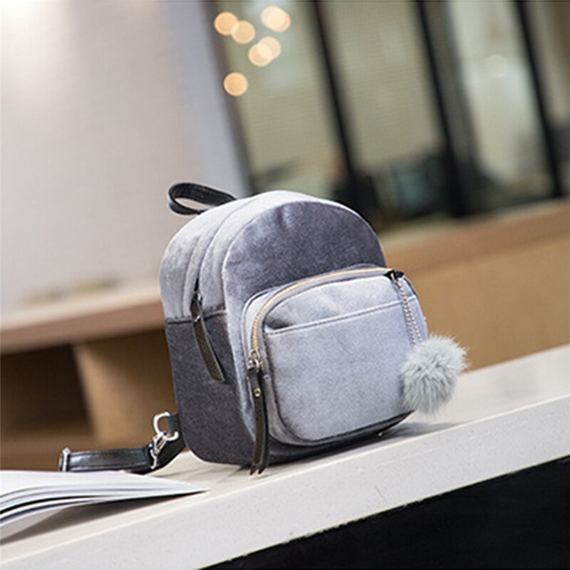 Vrouwen Rugzakken Fluwelen Rugzak Veludo Schooltas Rits Met Pompom Casual Mini Rugzakken Vrouwelijke Tassen Mochila