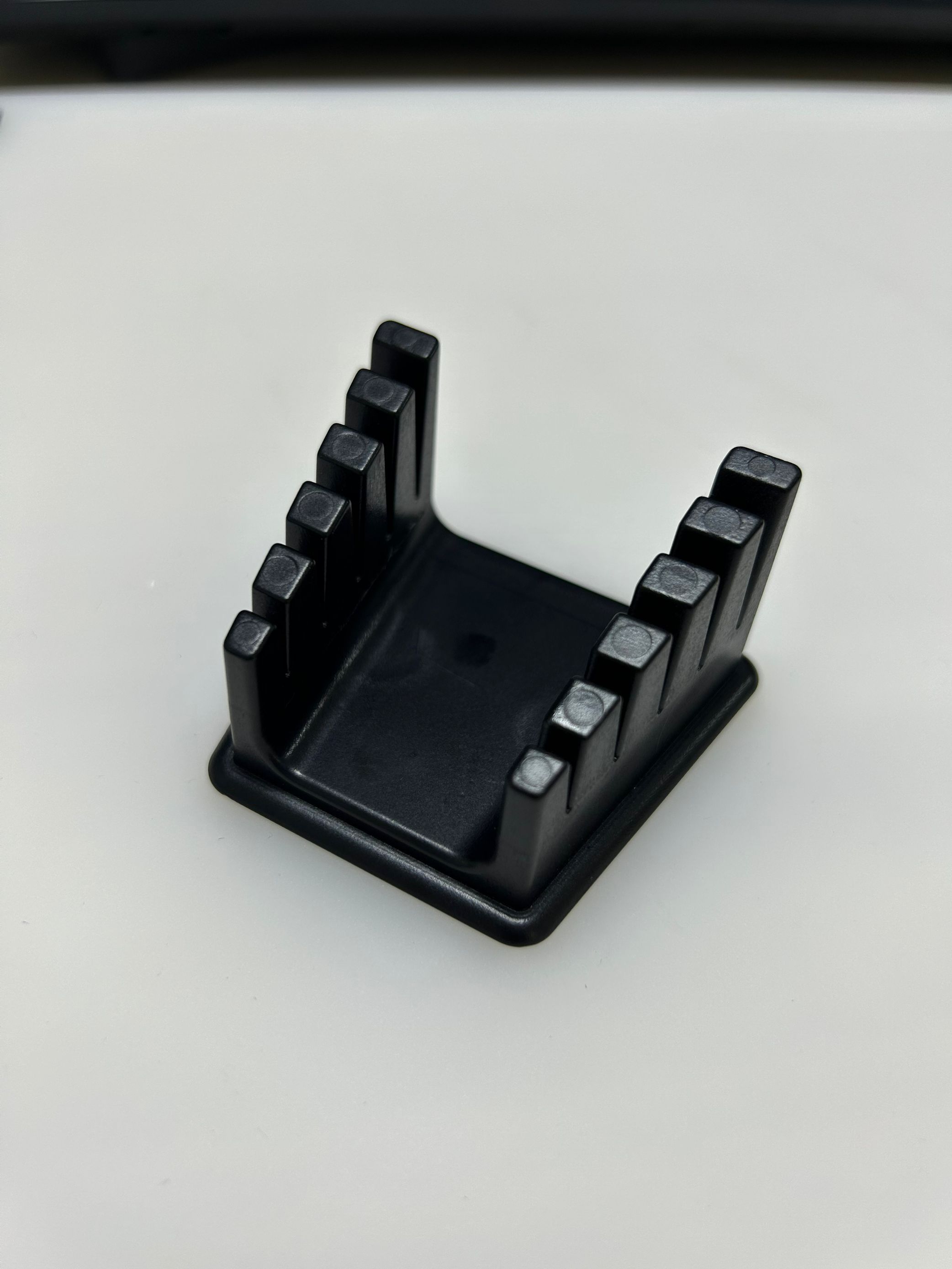 Abs Lasdraad Armatuur Soldeerdraadhouder Hoge Temperatuurbestendigheid 3d Printer Deel Sterke Magnetische Beugel Lasklem: Black